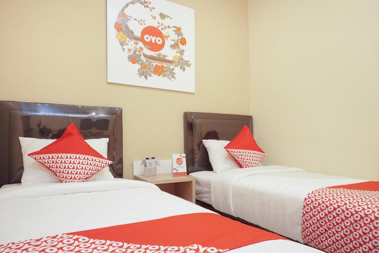 Super Oyo 90033 Dehome Family Melati Экстерьер фото